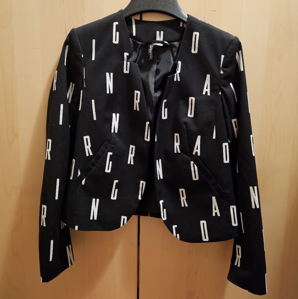 H&M Black Blazer with Ribbed Cuffs and Waistband